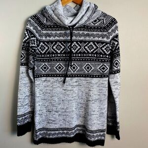 GUILTY Women's Gray/Black Nordic Acrylic Long Sleeve Lightweight Sweater Medium